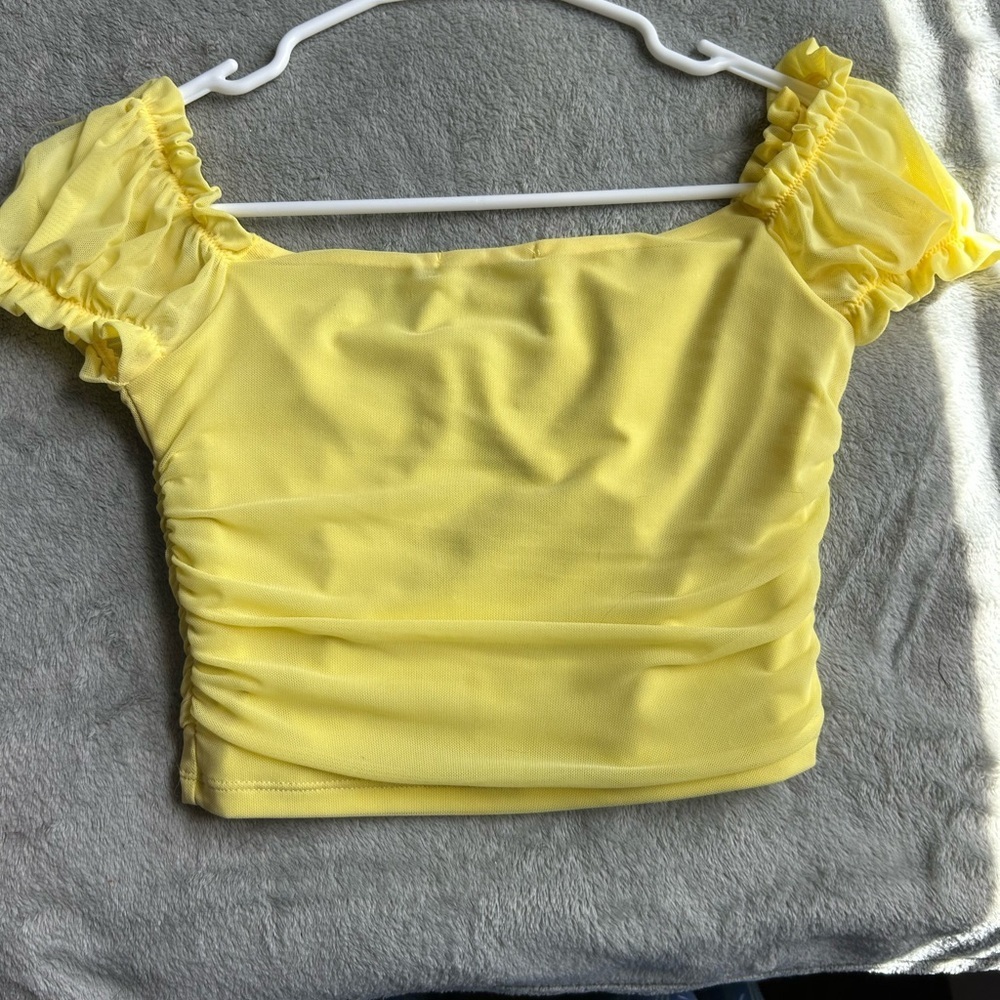 TIC TOC Yellow Ruched Women's Top Small - Picture 2 of 3